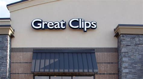 Find a salon. . Closest great clips near me